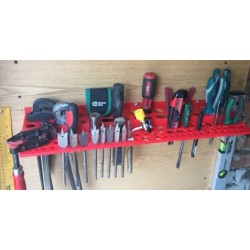 Полка пластиковая с отверстиями под инструмент 610х150х45 мм Intertool BX-0001 Полка пластиковая с отверстиями под инструмент 610х150х45 мм Intertool BX-0001