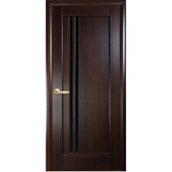 Дверь Делла (Ностра) ПВХ DeLuxe с черным стеклом Каштан